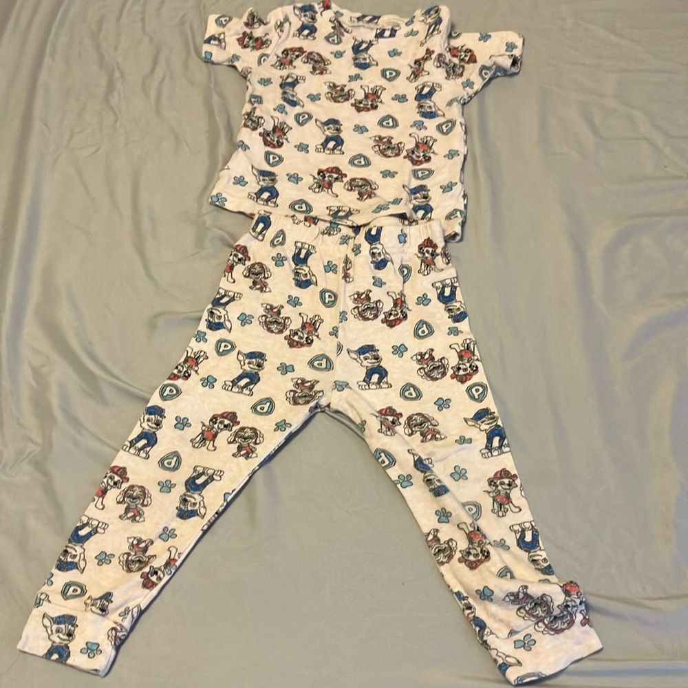 🌸  3/$15 Paw patrol pajama set 4t